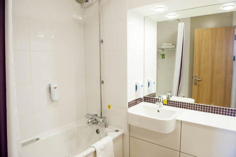 Premier Inn Peterborough - Ferry Meadows Exteriör bild